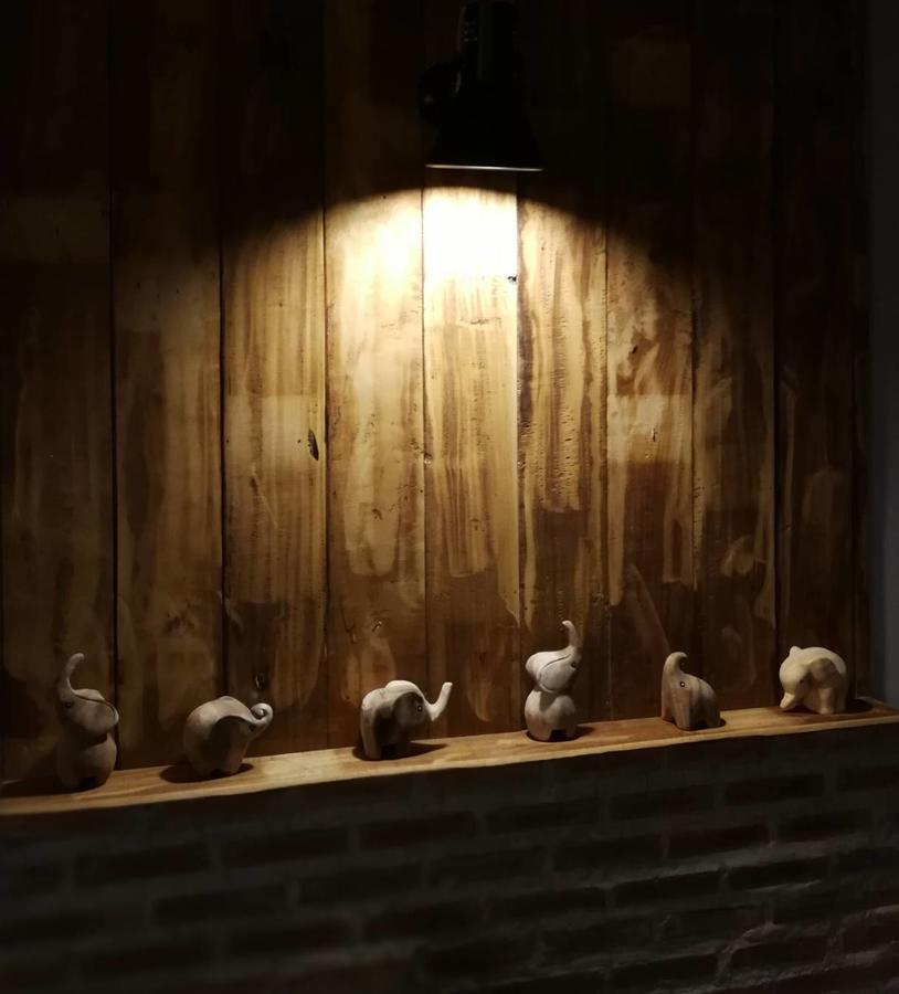 Punsuk@Prasing Bed & Breakfast Chiang Mai Ngoại thất bức ảnh