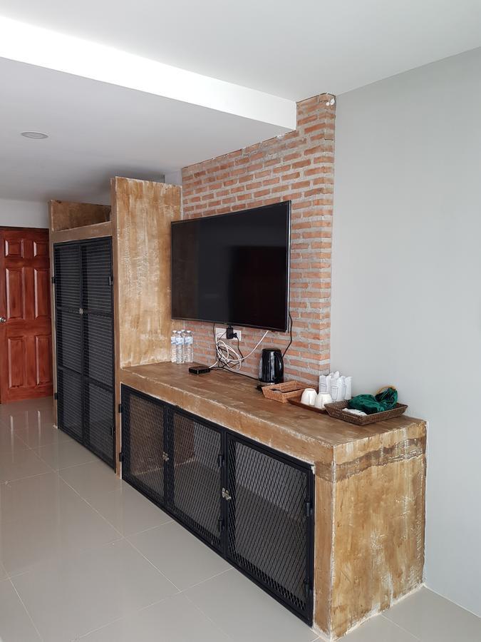 Punsuk@Prasing Bed & Breakfast Chiang Mai Ngoại thất bức ảnh